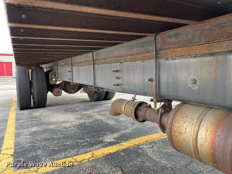 image for item LJ9621 2014 International 4300  box truck