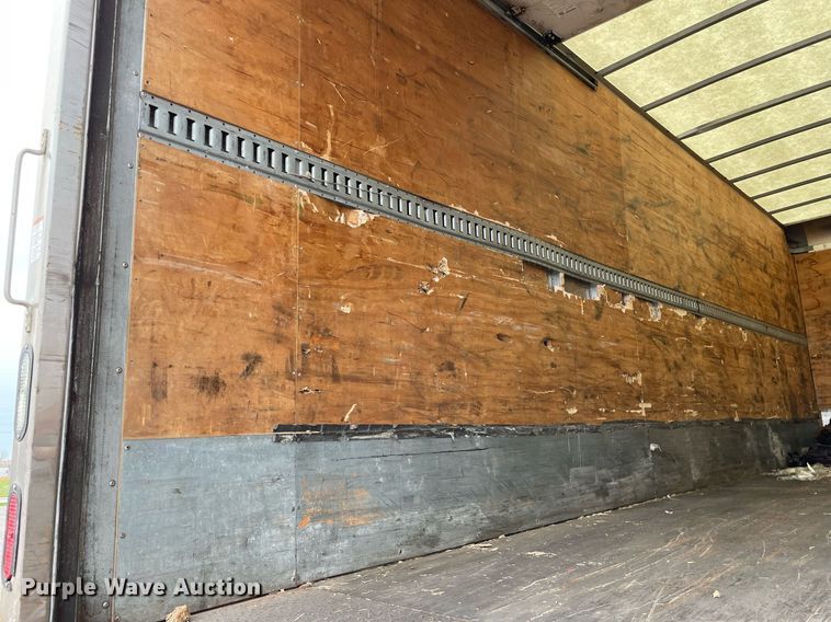 image for item LJ9621 2014 International 4300  box truck