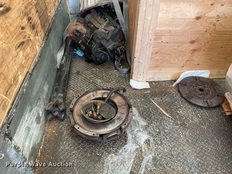 image for item LJ9621 2014 International 4300  box truck