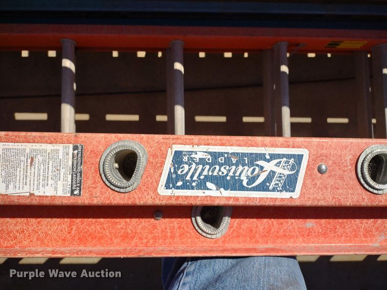 image for item LL9037 (10) extension ladders