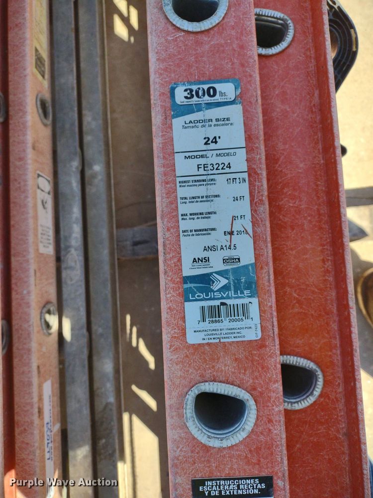 image for item LL9037 (10) extension ladders