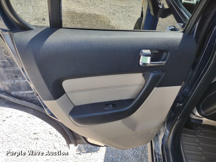 image for item LL9057 2007 Hummer H3  SUV