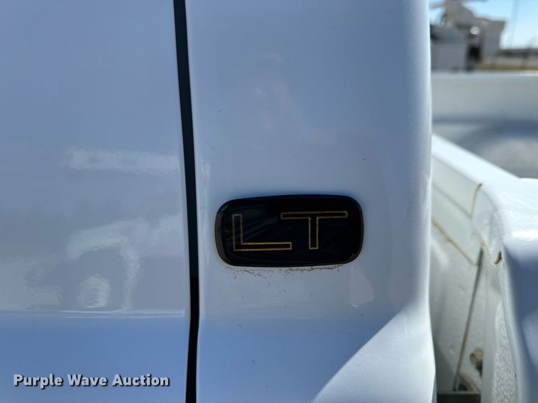 image for item LN9379 2006 Chevrolet Silverado 1500  Ext. Cab pickup truck