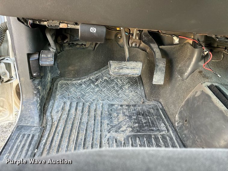 image for item LN9379 2006 Chevrolet Silverado 1500  Ext. Cab pickup truck