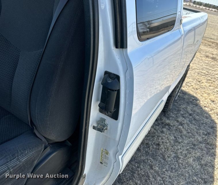 image for item LN9379 2006 Chevrolet Silverado 1500  Ext. Cab pickup truck