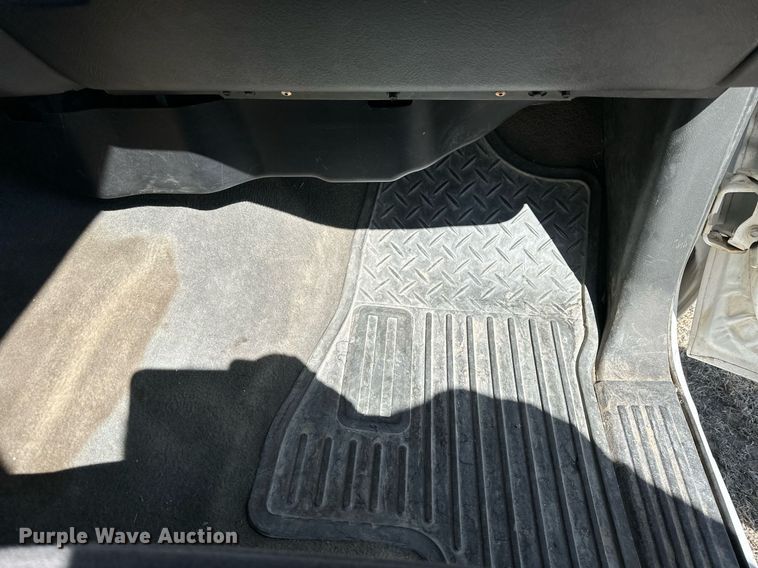 image for item LN9379 2006 Chevrolet Silverado 1500  Ext. Cab pickup truck