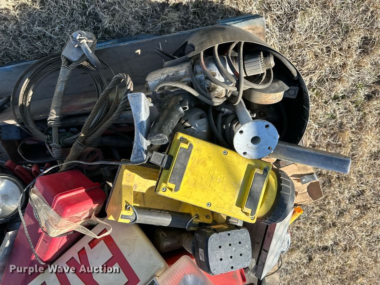 image for item LN9384 Tools