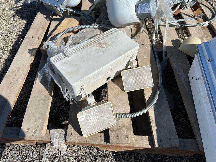 image for item LN9385 Lights