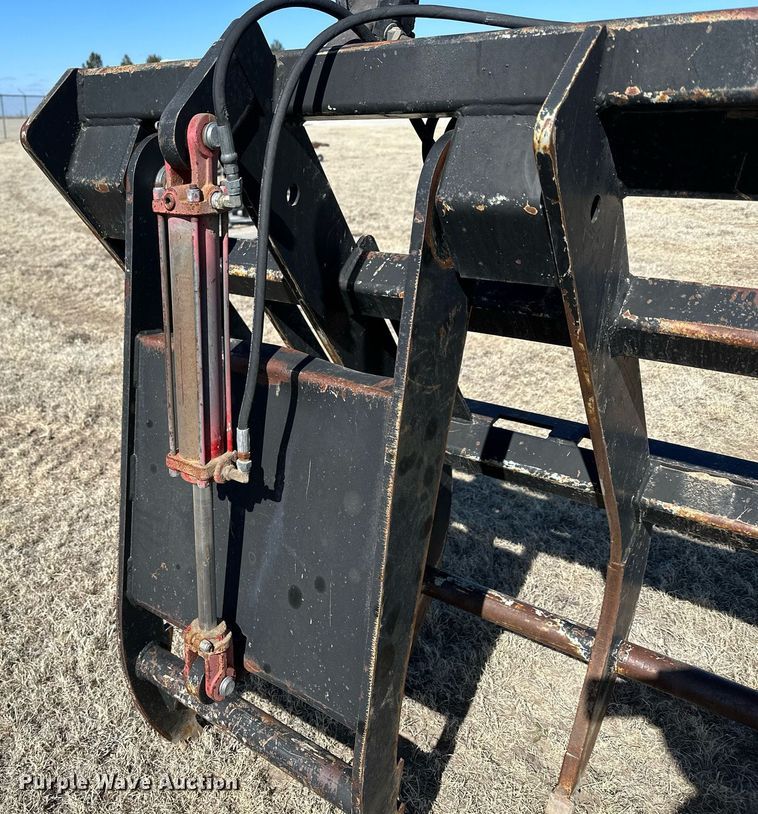 image for item LN9386 WorkSaver  76"W skid steer grapple bucket