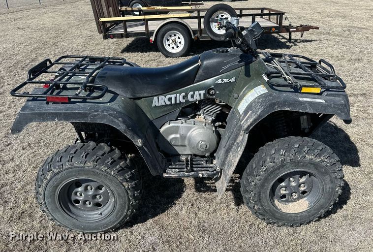 image for item LN9388 2004 Artic Cat 400  ATV