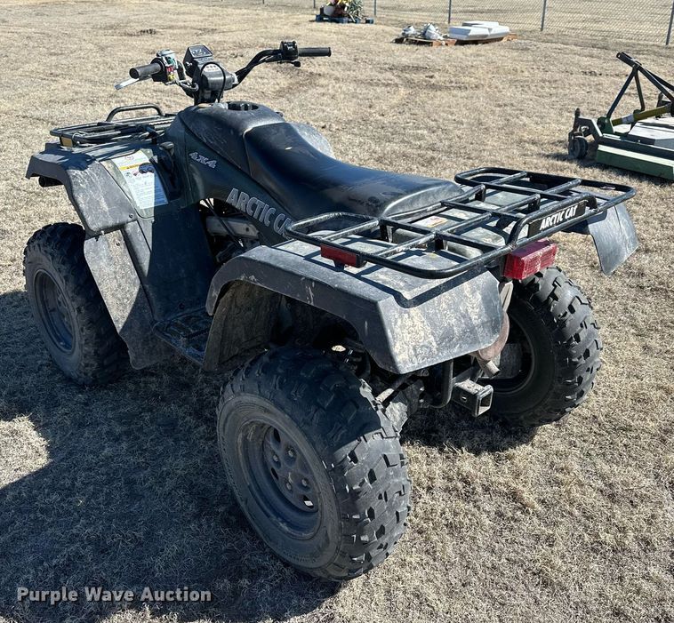 image for item LN9388 2004 Artic Cat 400  ATV