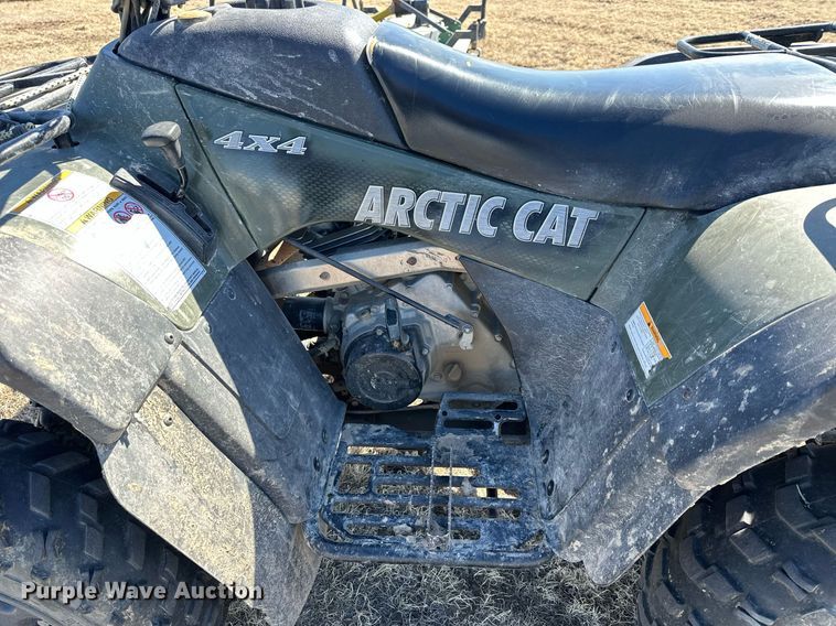 image for item LN9388 2004 Artic Cat 400  ATV