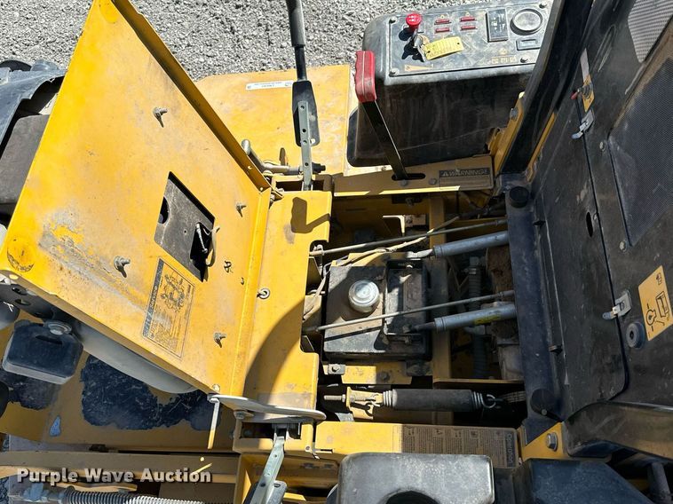 image for item LN9391 Hustler 928663  ZTR lawn mower