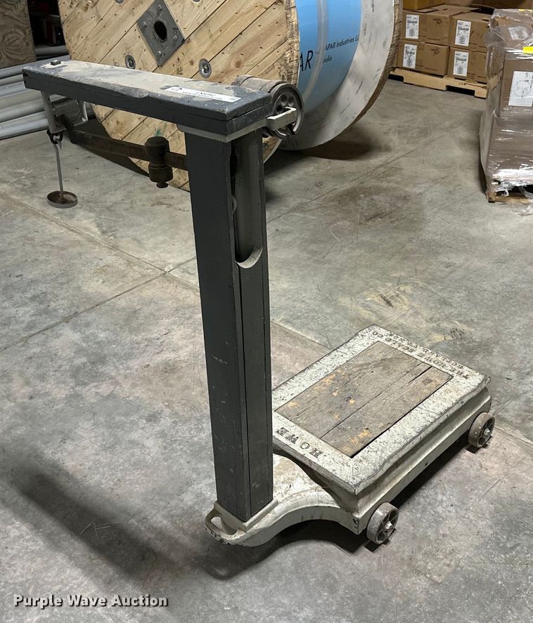 image for item LN9392 Howe  scale