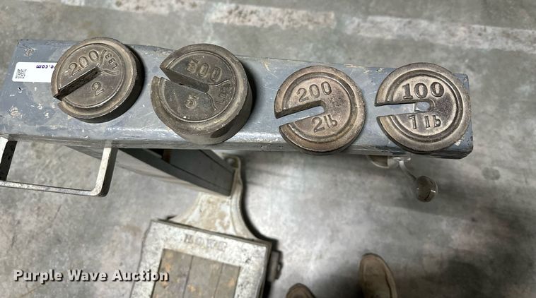 image for item LN9392 Howe  scale