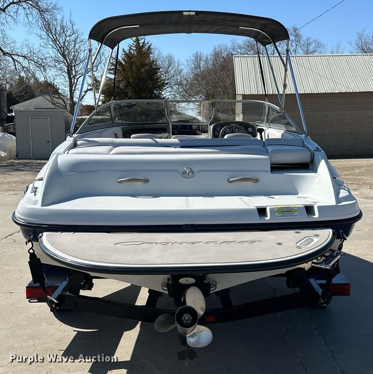 image for item LN9396 2015 Crownline B19  boat