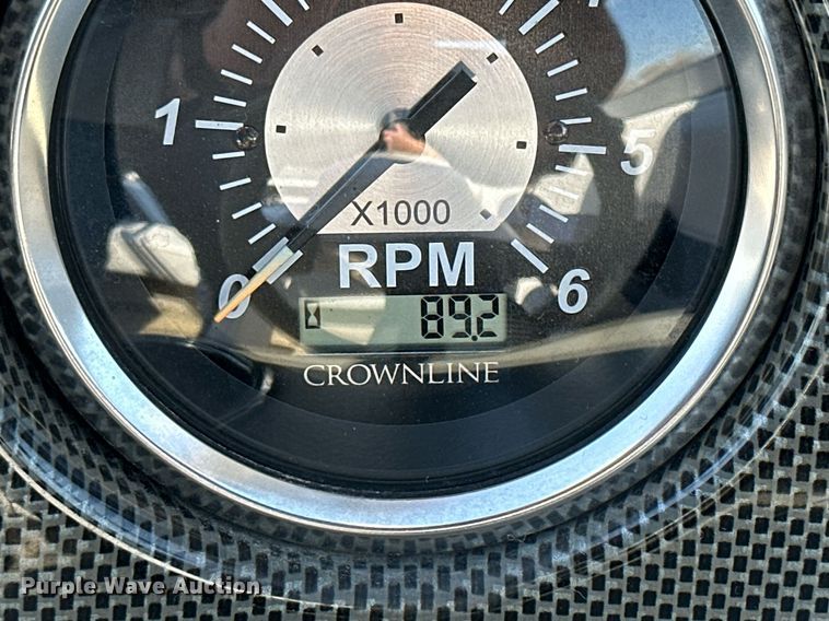 image for item LN9396 2015 Crownline B19  boat