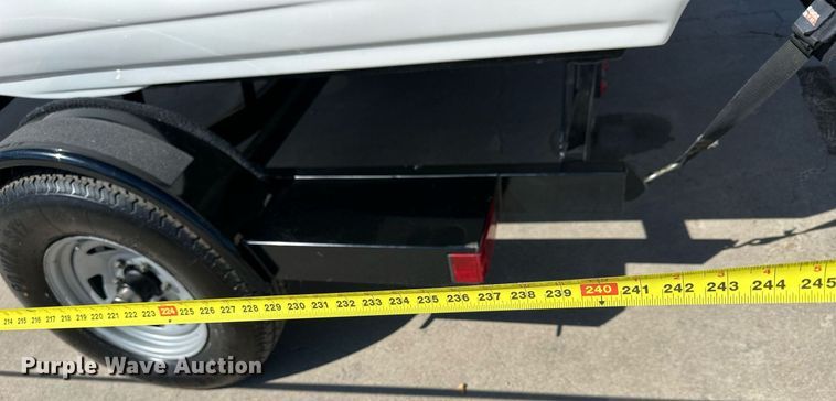 image for item LN9396 2015 Crownline B19  boat