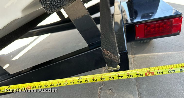 image for item LN9396 2015 Crownline B19  boat