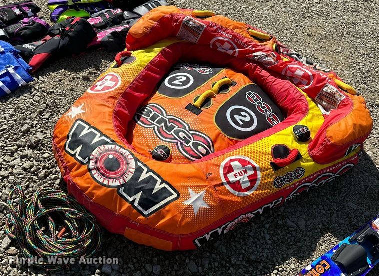 image for item LN9396 2015 Crownline B19  boat