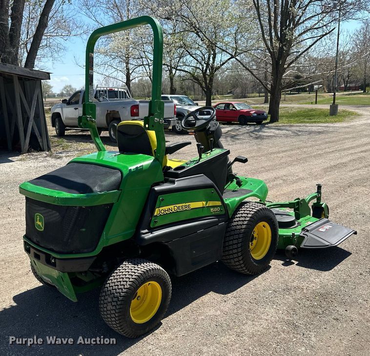 image for item LN9424 2016 John Deere 1580  lawn mower