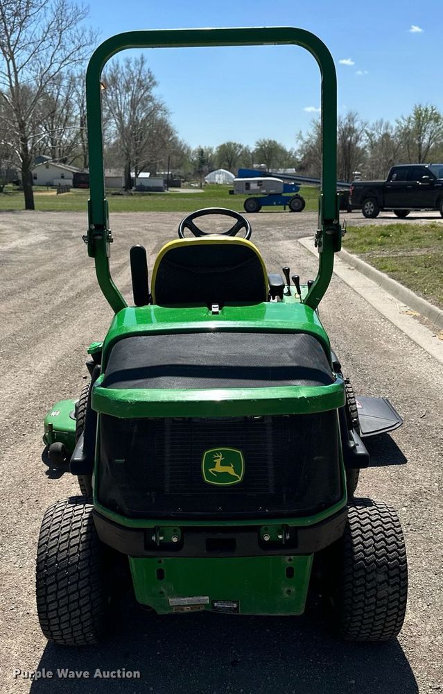image for item LN9424 2016 John Deere 1580  lawn mower