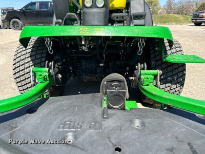 image for item LN9424 2016 John Deere 1580  lawn mower
