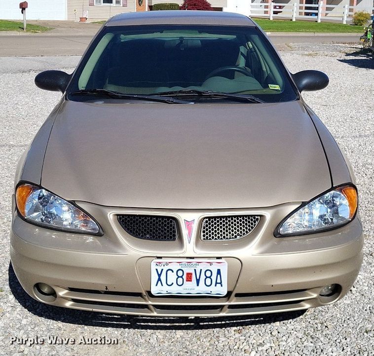 image for item LR9219 2004 Pontiac Grand AM