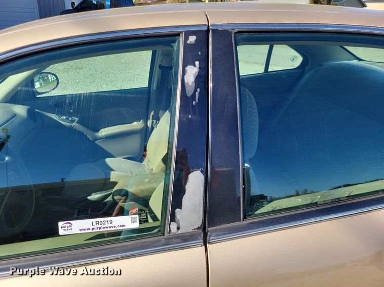 image for item LR9219 2004 Pontiac Grand AM