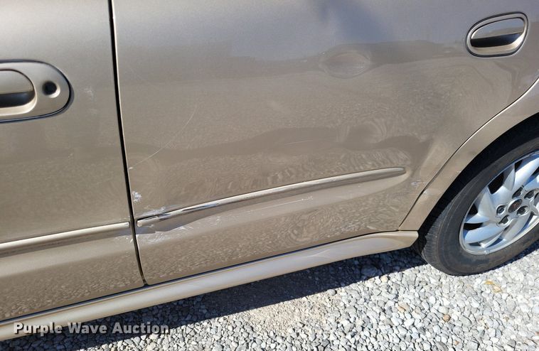 image for item LR9219 2004 Pontiac Grand AM