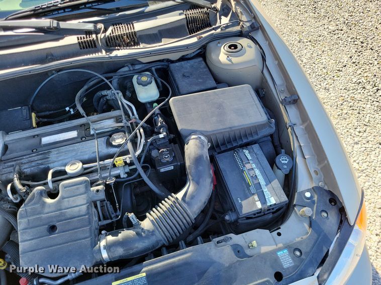 image for item LR9219 2004 Pontiac Grand AM