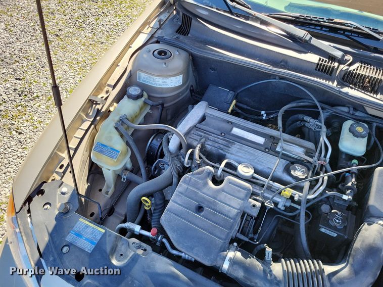 image for item LR9219 2004 Pontiac Grand AM