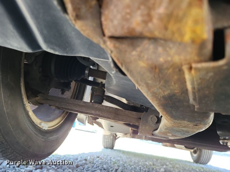 image for item LR9219 2004 Pontiac Grand AM