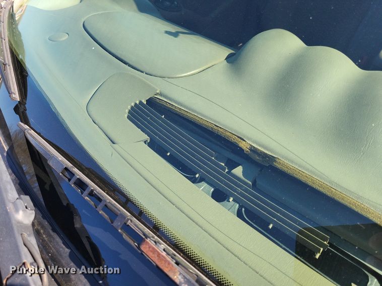 image for item LR9219 2004 Pontiac Grand AM