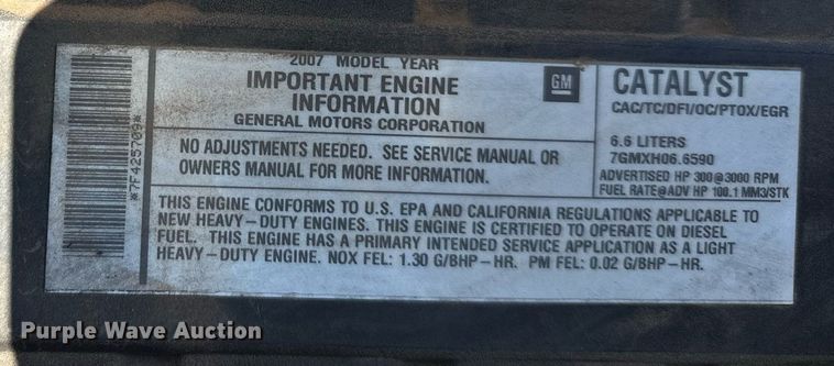 image for item LR9658 2007 Chevrolet C5500  shuttle bus