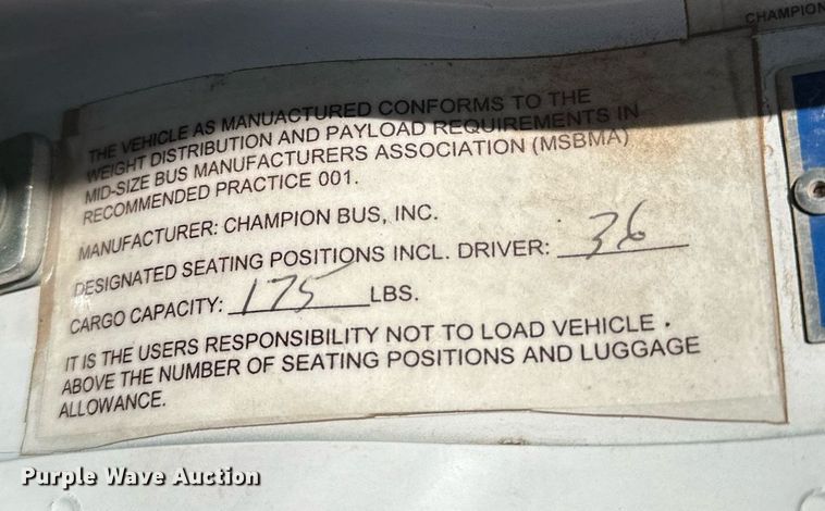 image for item LR9658 2007 Chevrolet C5500  shuttle bus