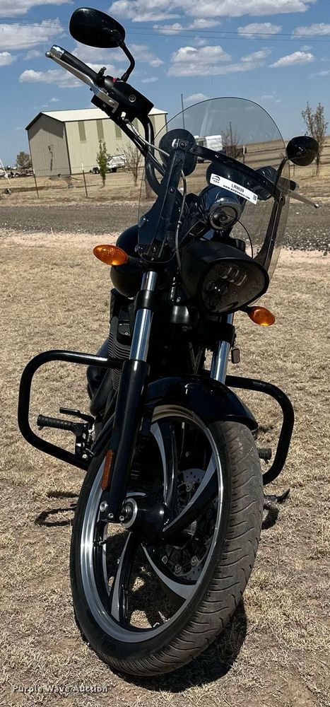 image for item LR9659 2014 Victory  motorcycle