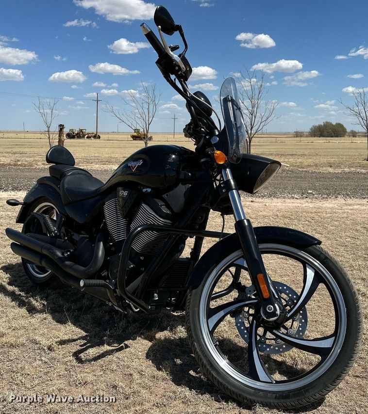 image for item LR9659 2014 Victory  motorcycle