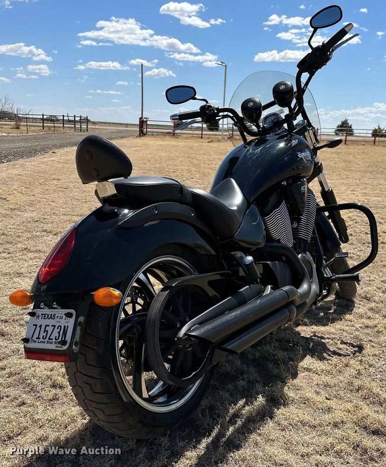 image for item LR9659 2014 Victory  motorcycle