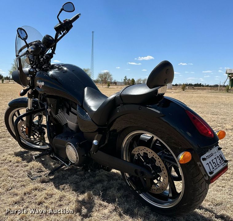 image for item LR9659 2014 Victory  motorcycle