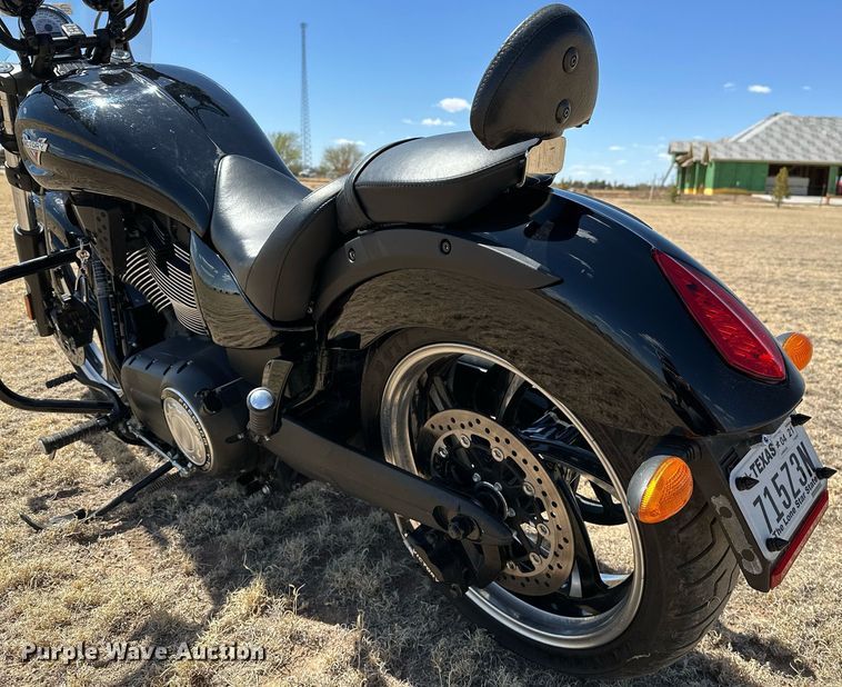 image for item LR9659 2014 Victory  motorcycle