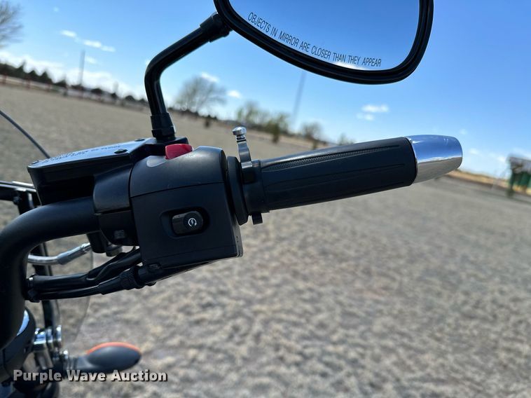 image for item LR9659 2014 Victory  motorcycle