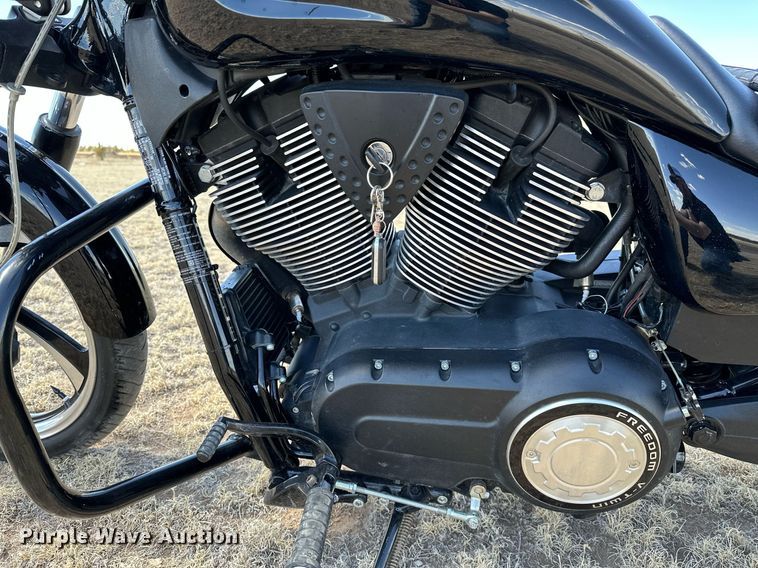 image for item LR9659 2014 Victory  motorcycle