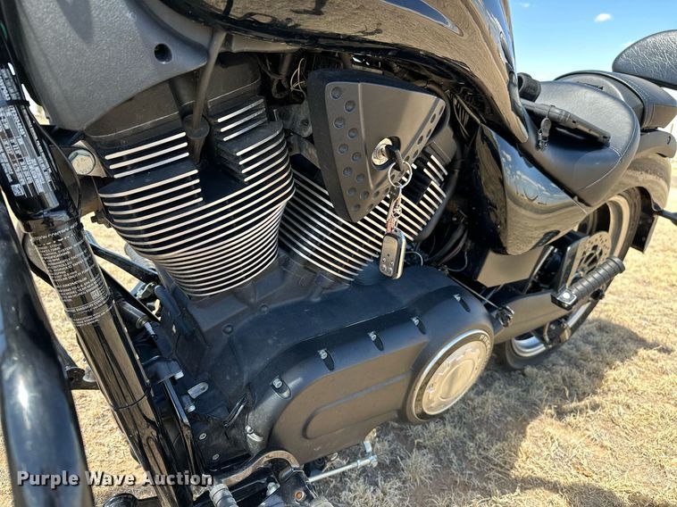 image for item LR9659 2014 Victory  motorcycle