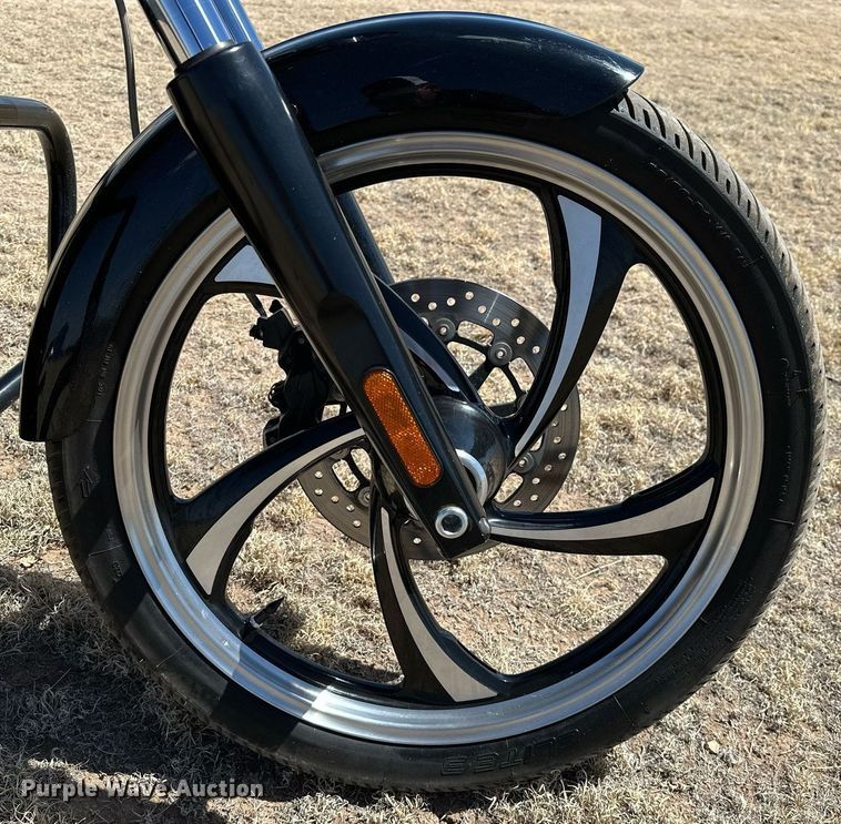 image for item LR9659 2014 Victory  motorcycle