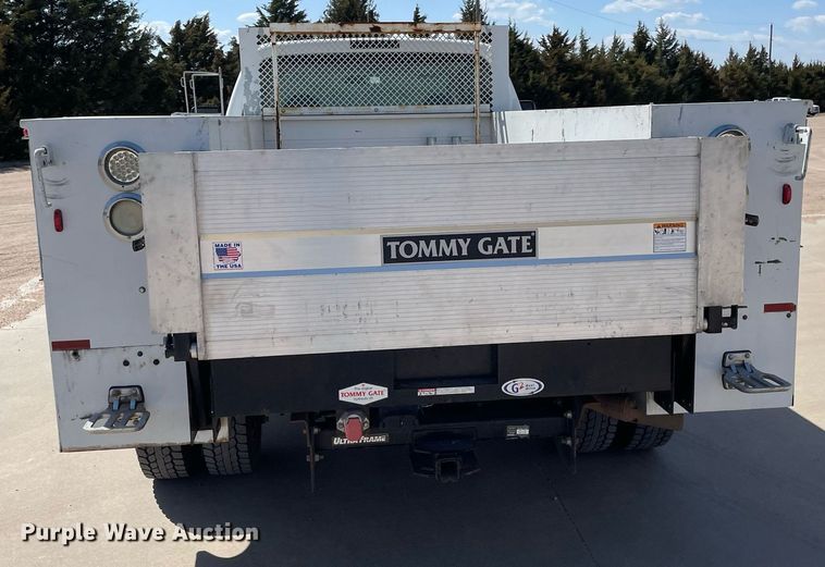 image for item LT9598 2008  Ford F550 Super Duty  SuperCab utility / service truck