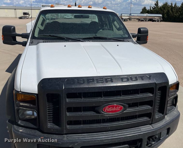 image for item LT9598 2008  Ford F550 Super Duty  SuperCab utility / service truck