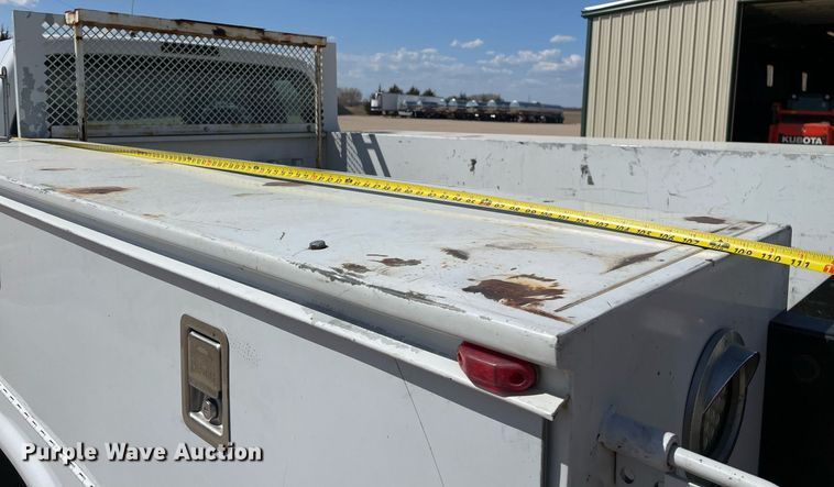 image for item LT9598 2008  Ford F550 Super Duty  SuperCab utility / service truck