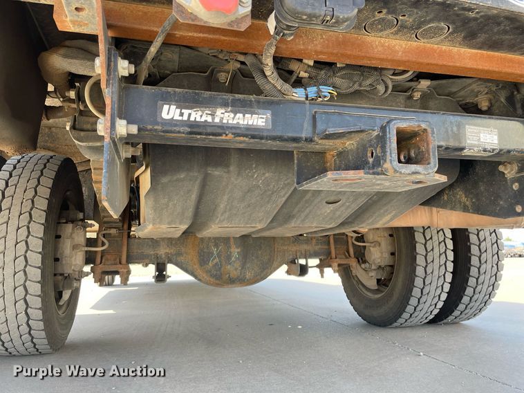 image for item LT9598 2008  Ford F550 Super Duty  SuperCab utility / service truck