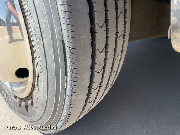 image for item LT9598 2008  Ford F550 Super Duty  SuperCab utility / service truck